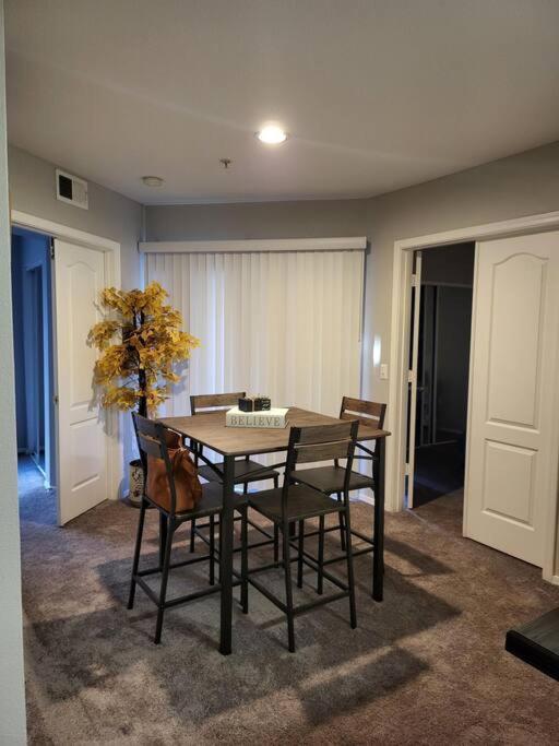 Modern 2Br Oasis! Apartment Phoenix Bagian luar foto